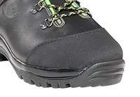 Chain resistant boots